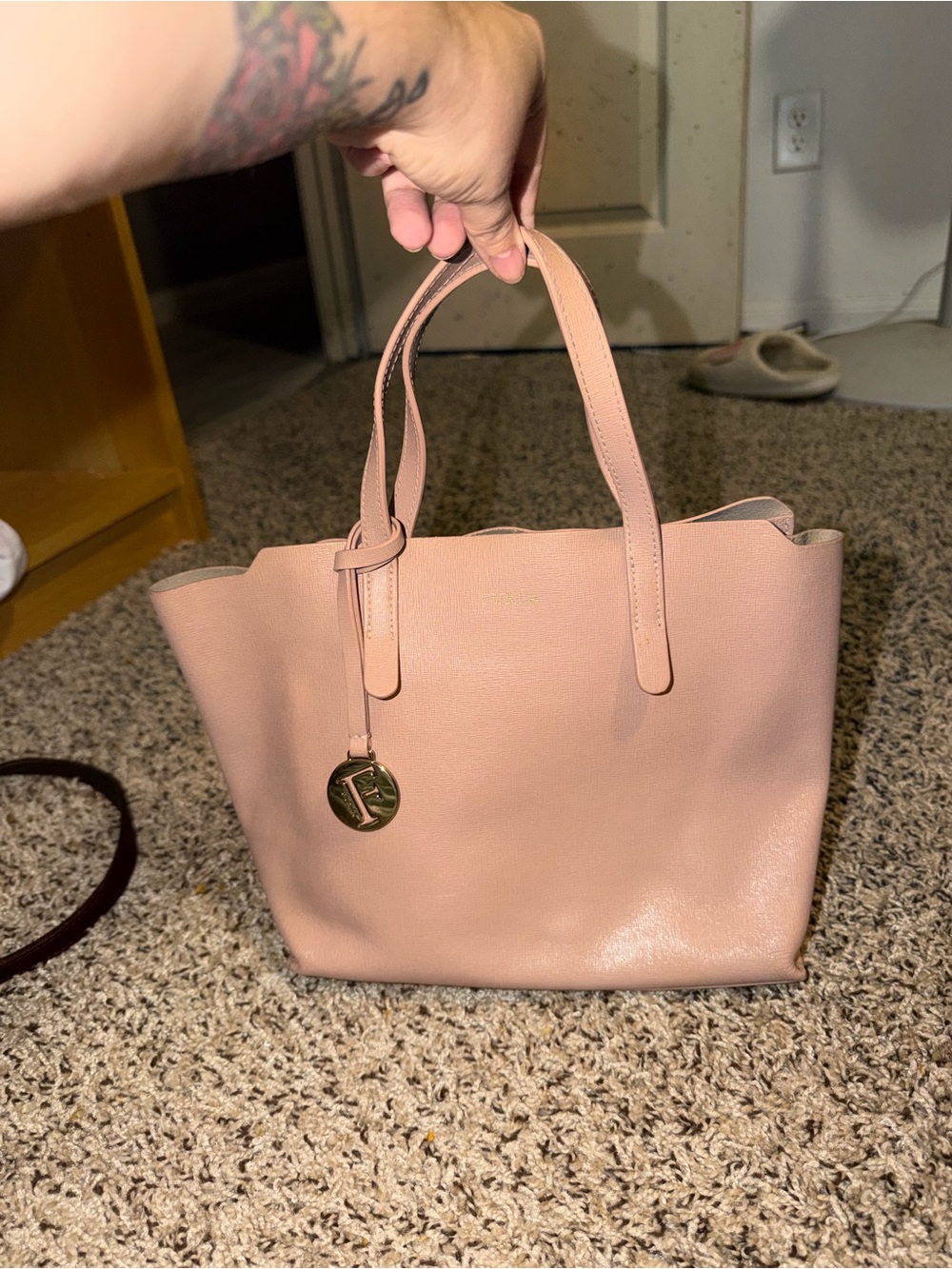 Furla saffiano leather tote in Dusty Pink